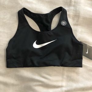 NIKE “High Support” Sports Bra